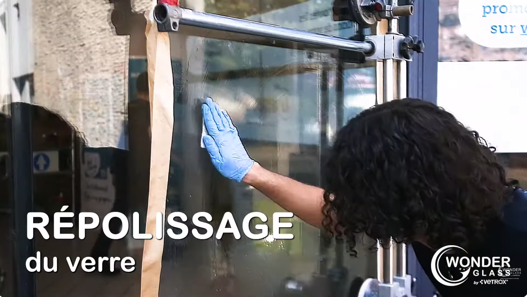 Enlever un tag sur une vitrine