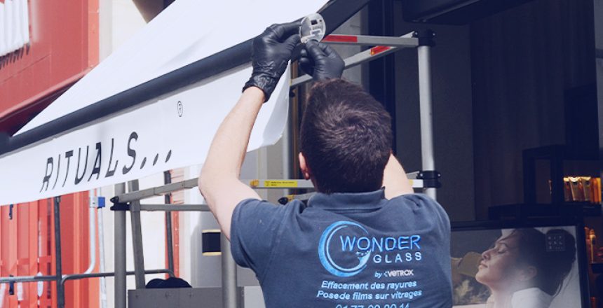 pose store sur mesure